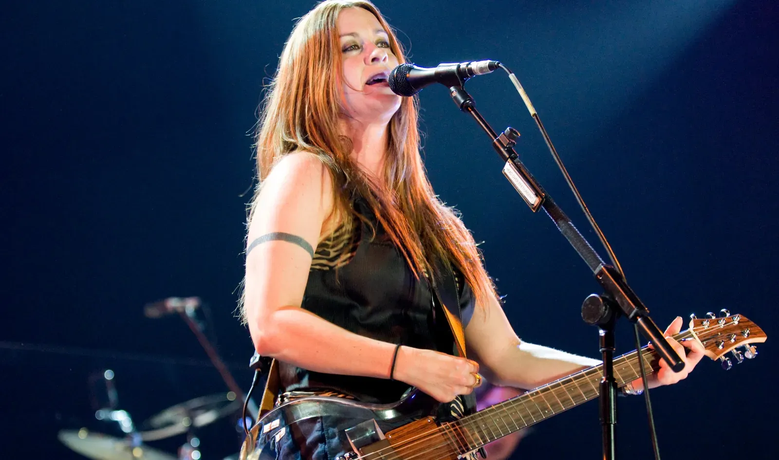 Alanis Morissette's Jagged Little Pill: righteous fury with a smirk (Image Credits: Wikimedia)