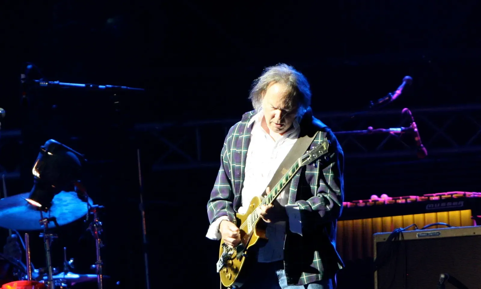 Rust Never Sleeps by Neil Young and Crazy Horse (Image Credits: Wikimedia)
