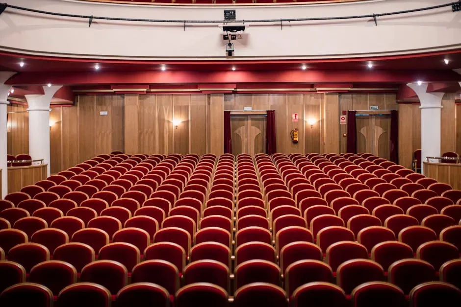 7. Vaudeville and Broadway: The Encore Goes Popular (Image Credits: Pexels)