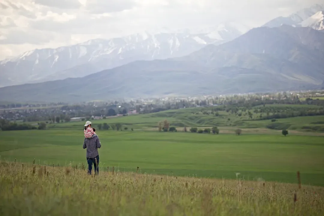 The View Corridor Premium: What the Bend Creates That Money Can't Build (Image Credits: Unsplash)