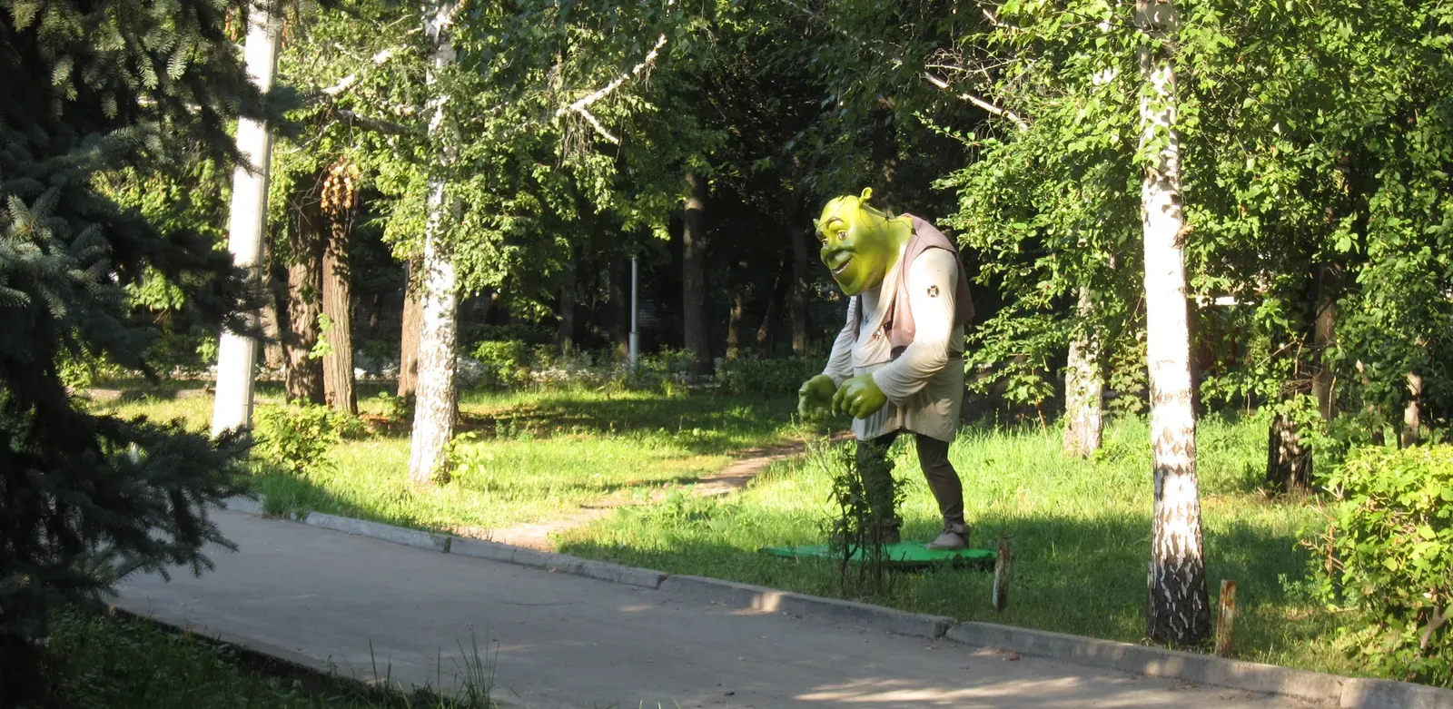 1. Shrek (2001) (Image Credits: Wikimedia)