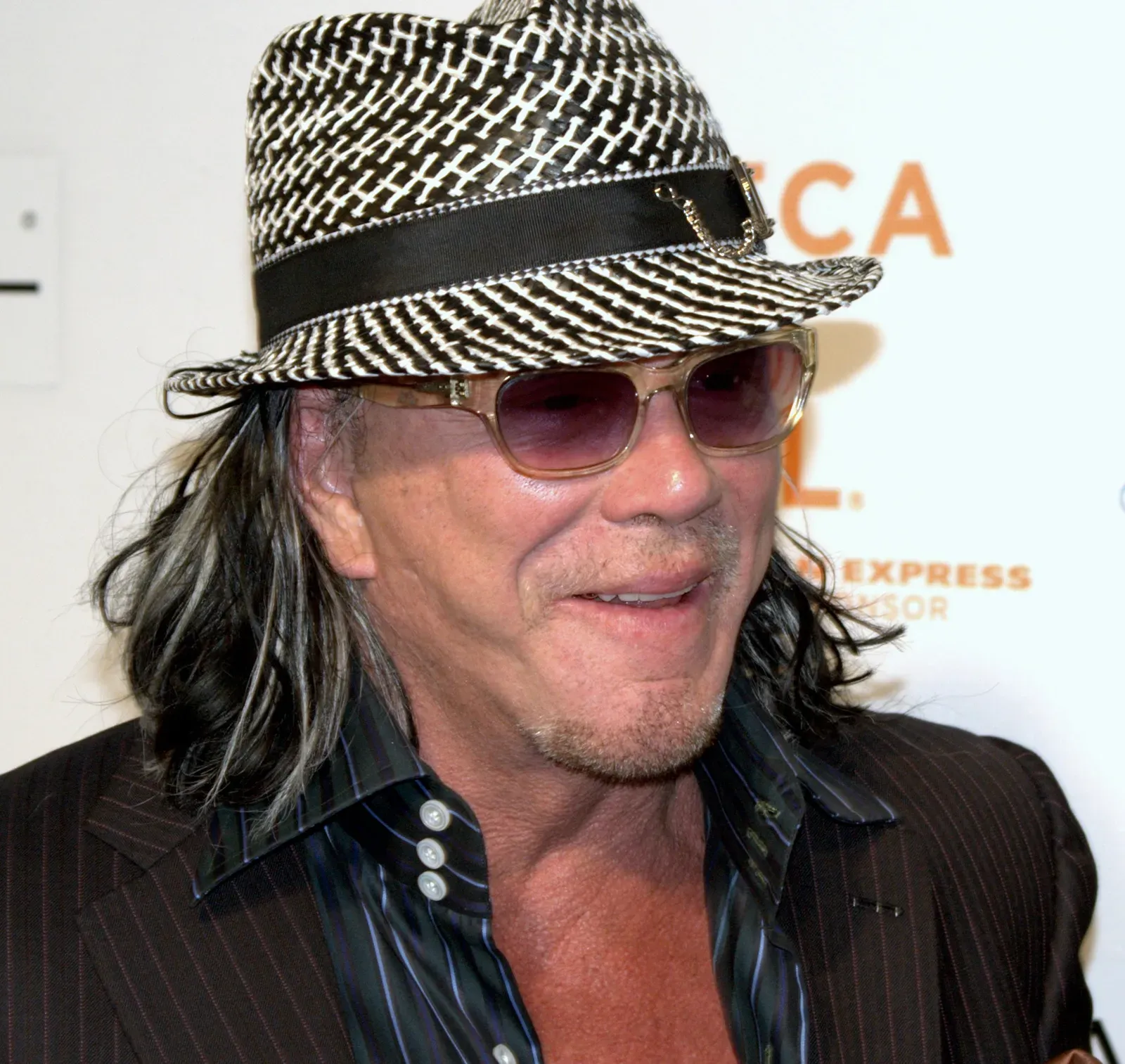 Mickey Rourke: From Hollywood Heartthrob to Cautionary Tale (Image Credits: Wikimedia)
