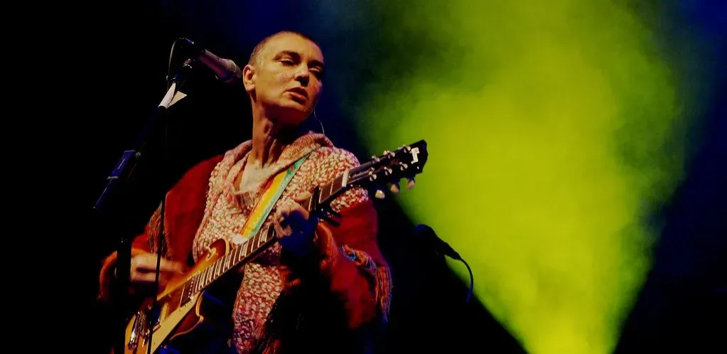 1. Nothing Compares 2 U – Sinéad O'Connor (Image Credits: Flickr)