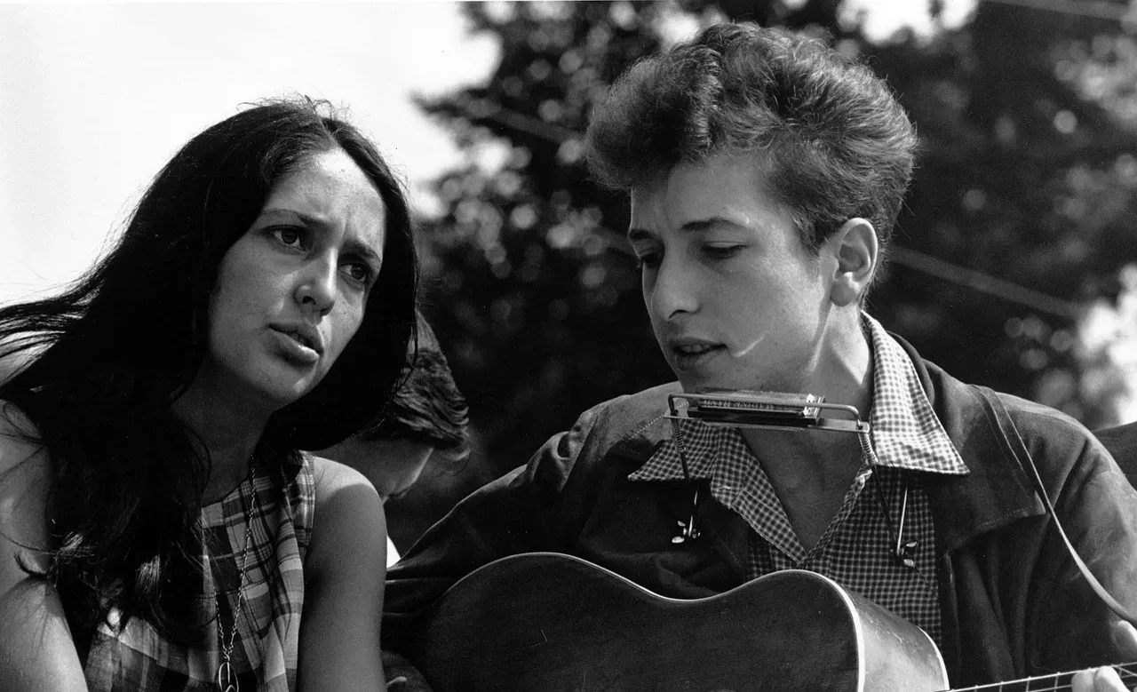 7. Bob Dylan, Bob Dylan (1962) (Image Credits: Pixabay)