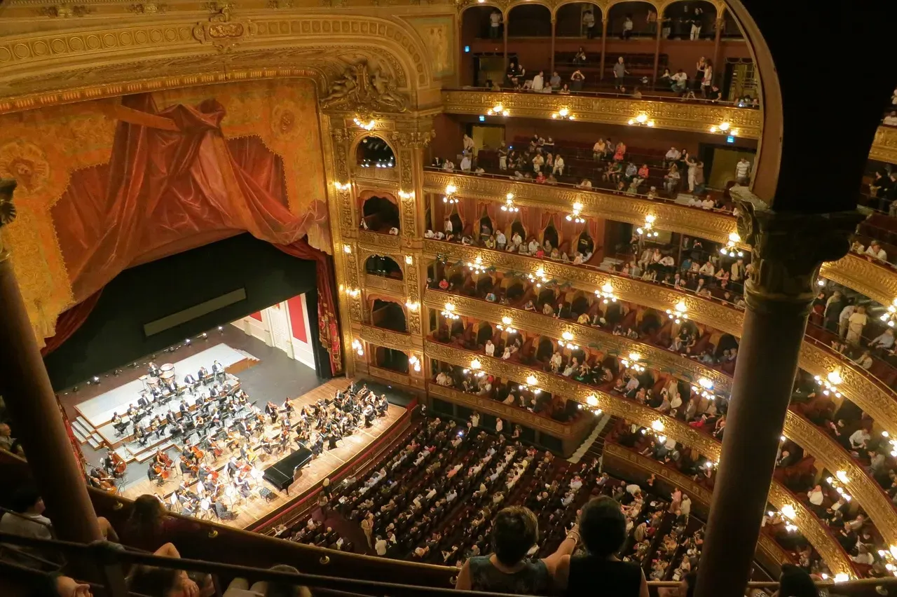 The Concert Encore: Opera Audiences Got Too Loud (Image Credits: Pixabay)