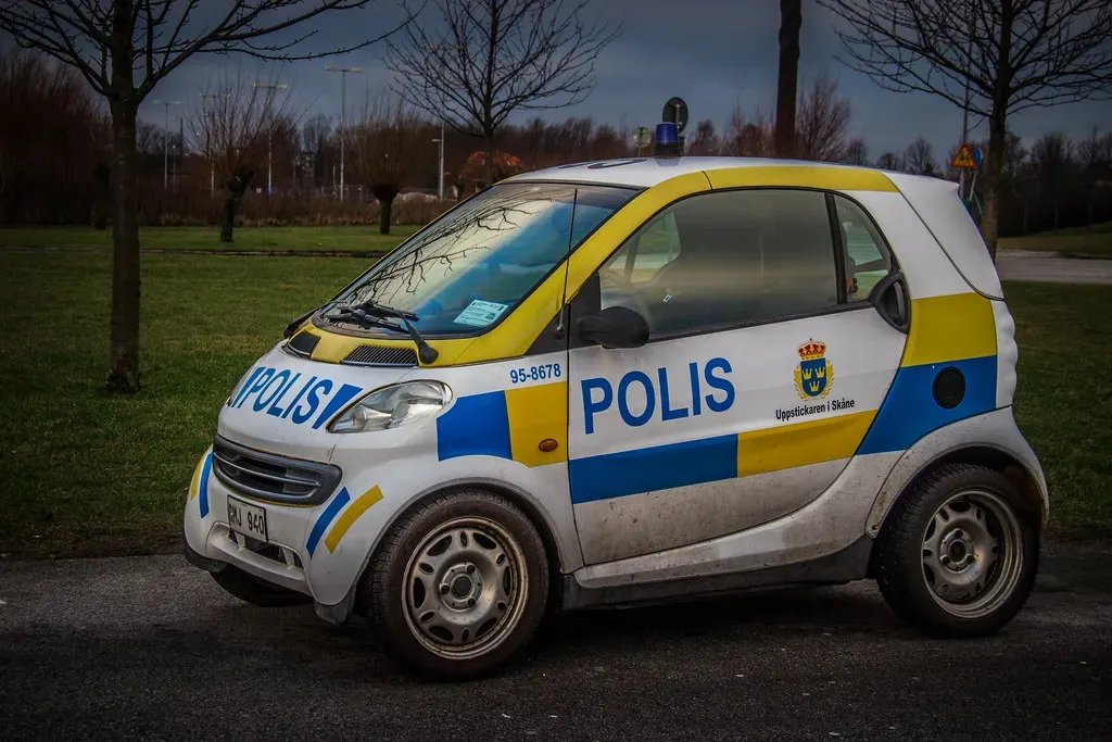 2. Real Cases on the Road: What's Actually Happening (Infomastern, Flickr, CC BY-SA 2.0)