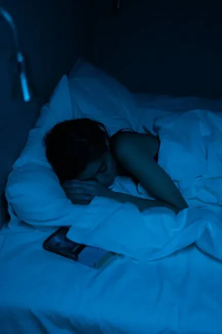 Blue Light, Broken Sleep, and the Body's Quiet Struggle (Image Credits: Pexels)