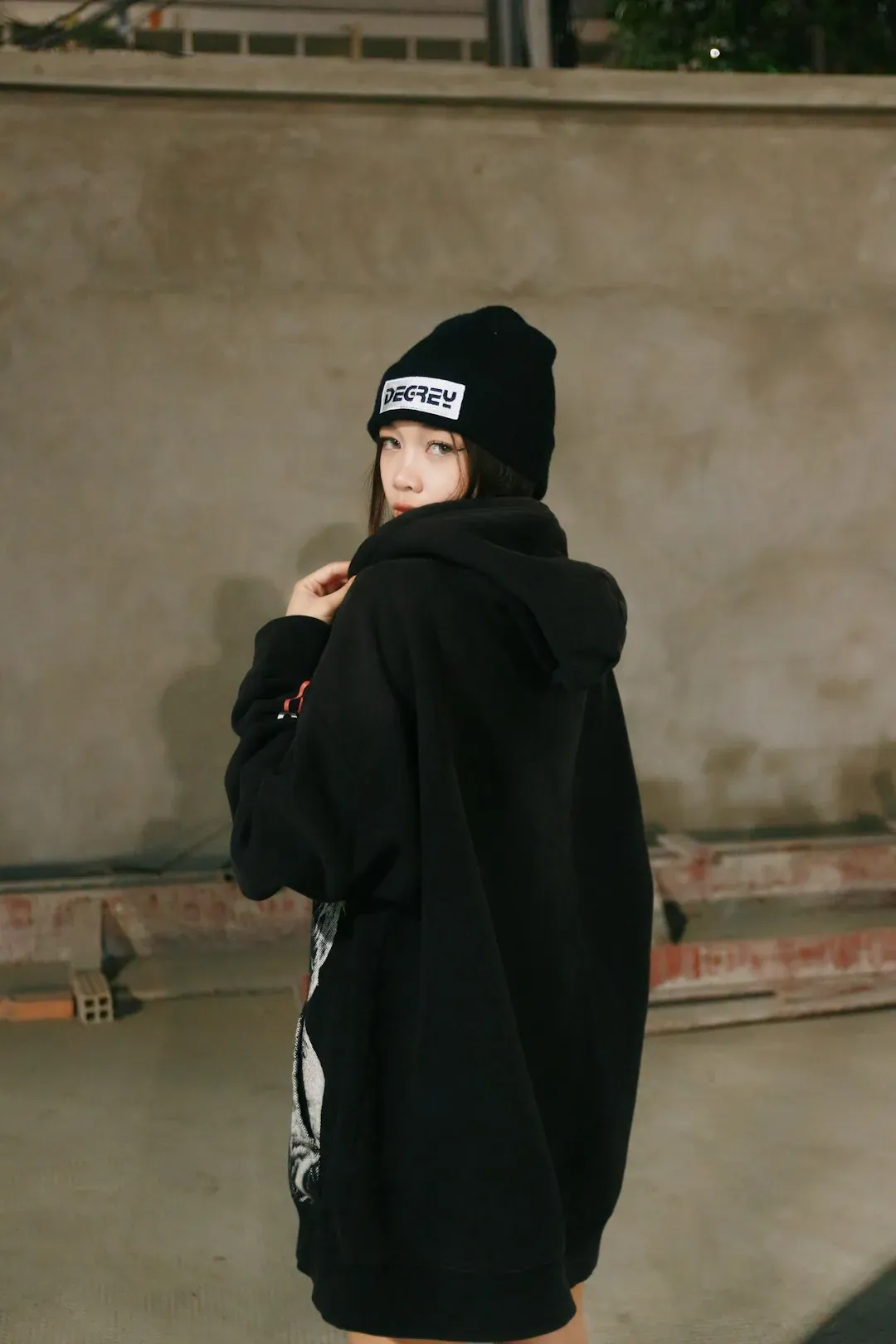 Gender-Fluid Fashion Breaking All the Rules (Image Credits: Unsplash)