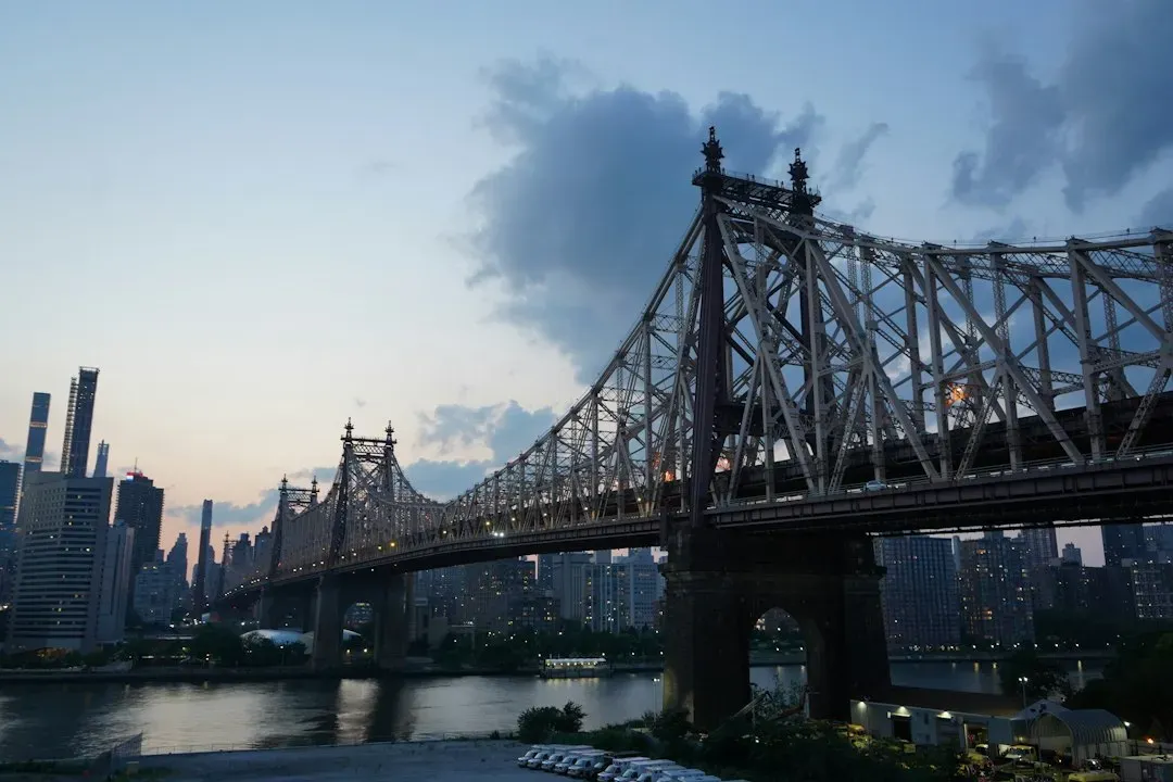 Manhattan (1979) (Image Credits: Unsplash)