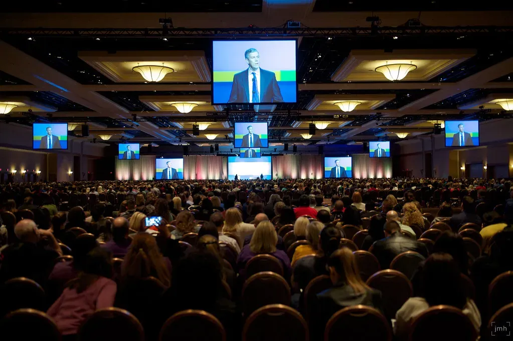 The Sheer Scale of the Tourism Machine (Image Credits: Flickr)