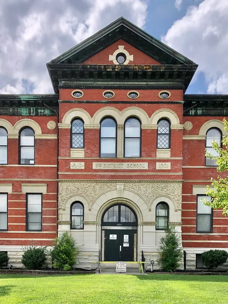 The School District Effect: A $205,000 Price Tag on Education (Image Credits: Flickr)