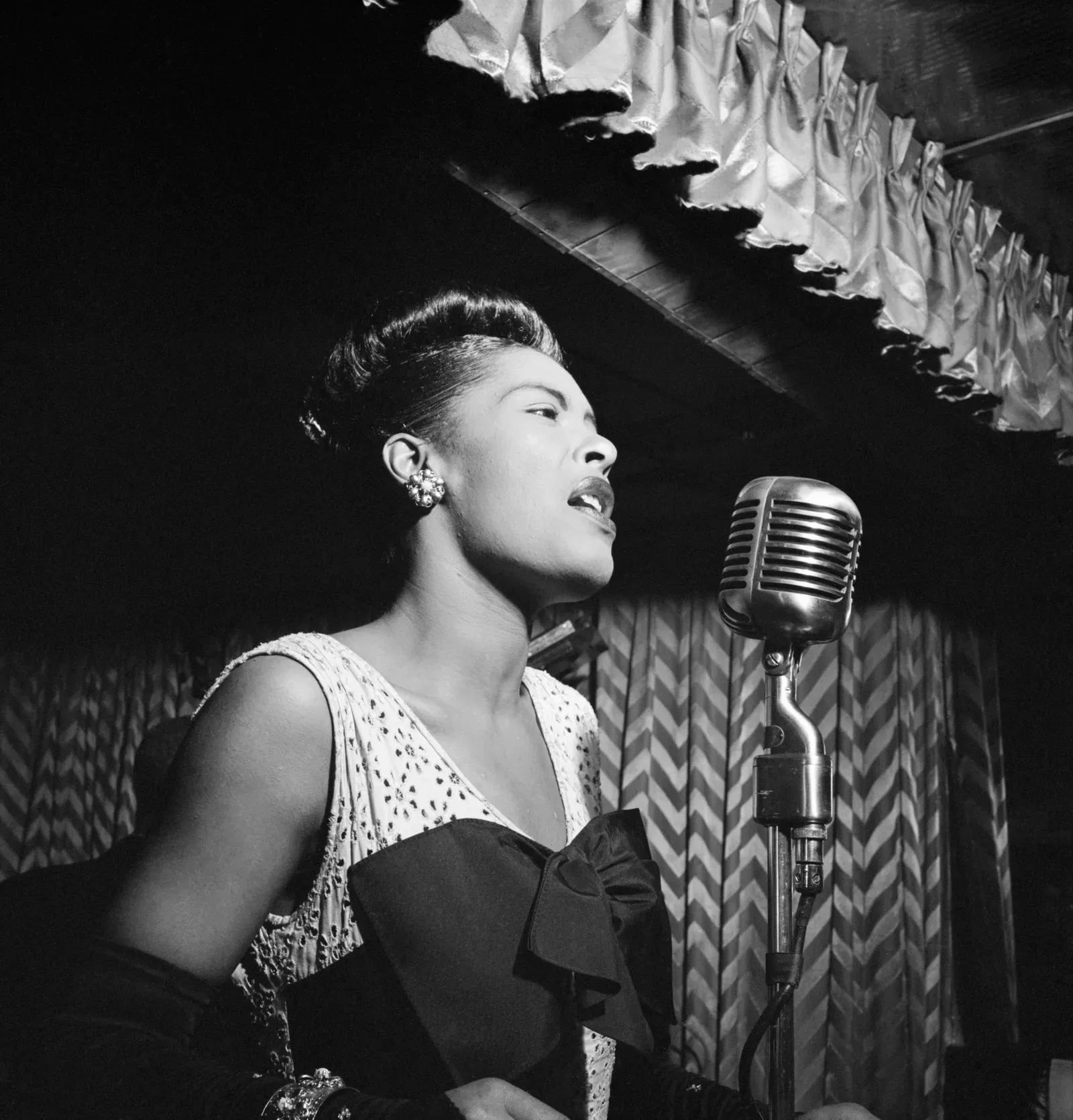 Strange Fruit by Billie Holiday - A Haunting Portrait of Racial Violence (Image Credits: Wikimedia)