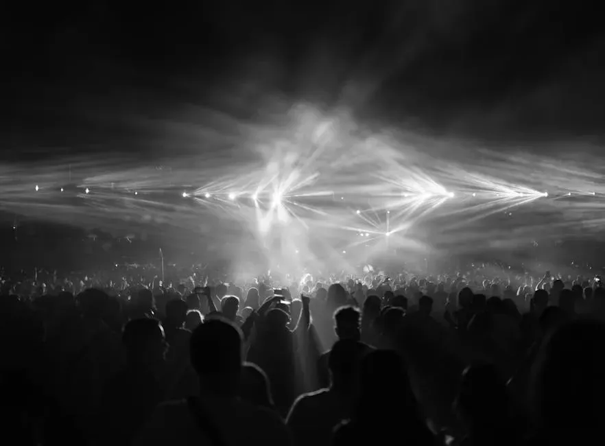Headliners Are Deliberately Saved for Last (Image Credits: Pexels)