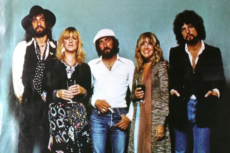 9. "Gold Dust Woman" - Fleetwood Mac (Rumours, 1977) (Image Credits: Wikimedia)