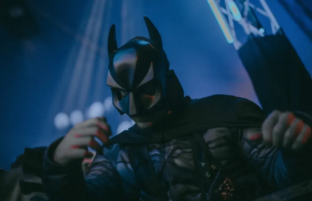 4. The Pit Escape - The Dark Knight Rises (2012) (Image Credits: Unsplash)