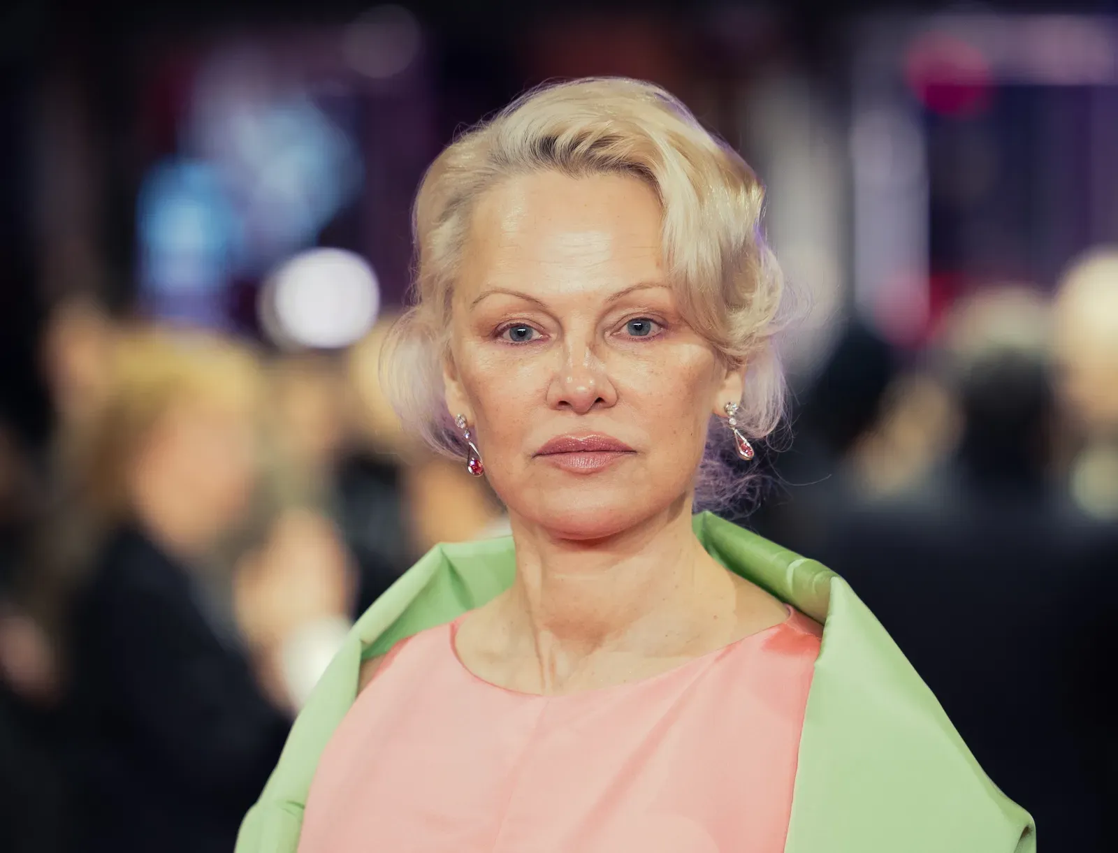 Pamela Anderson: A Performer Hiding in Plain Sight (Image Credits: Wikimedia)