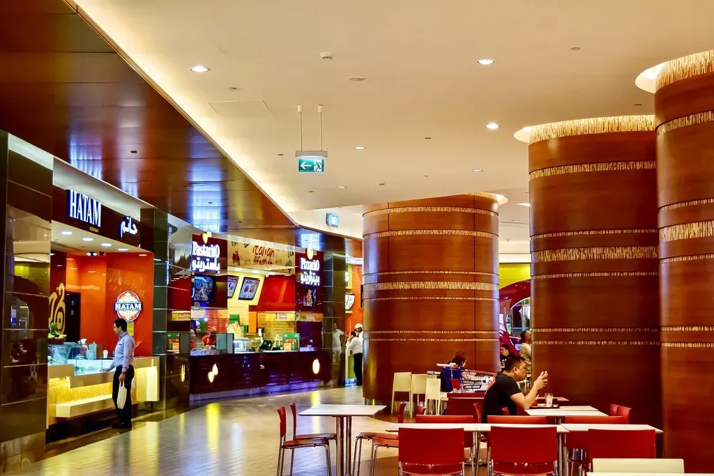 Entertainment Hubs and the Experience Economy (Abubakr Saeed, Flickr, CC BY 2.0)