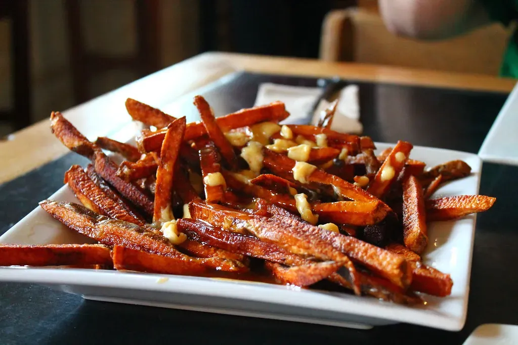 Poutine: Canada's Comfort Food Champion (Image Credits: Flickr)