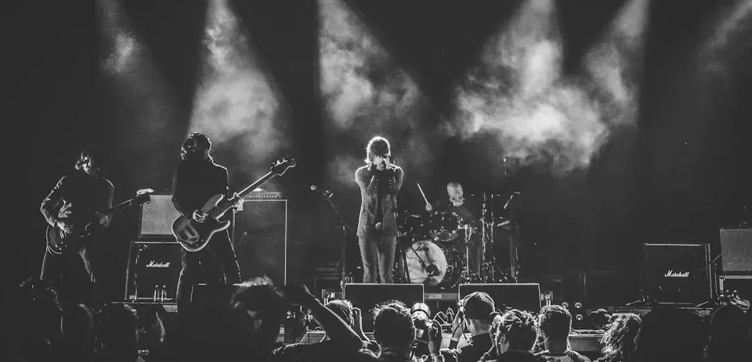 Grateful Dead at Cornell's Barton Hall, 1977 (Image Credits: Unsplash)