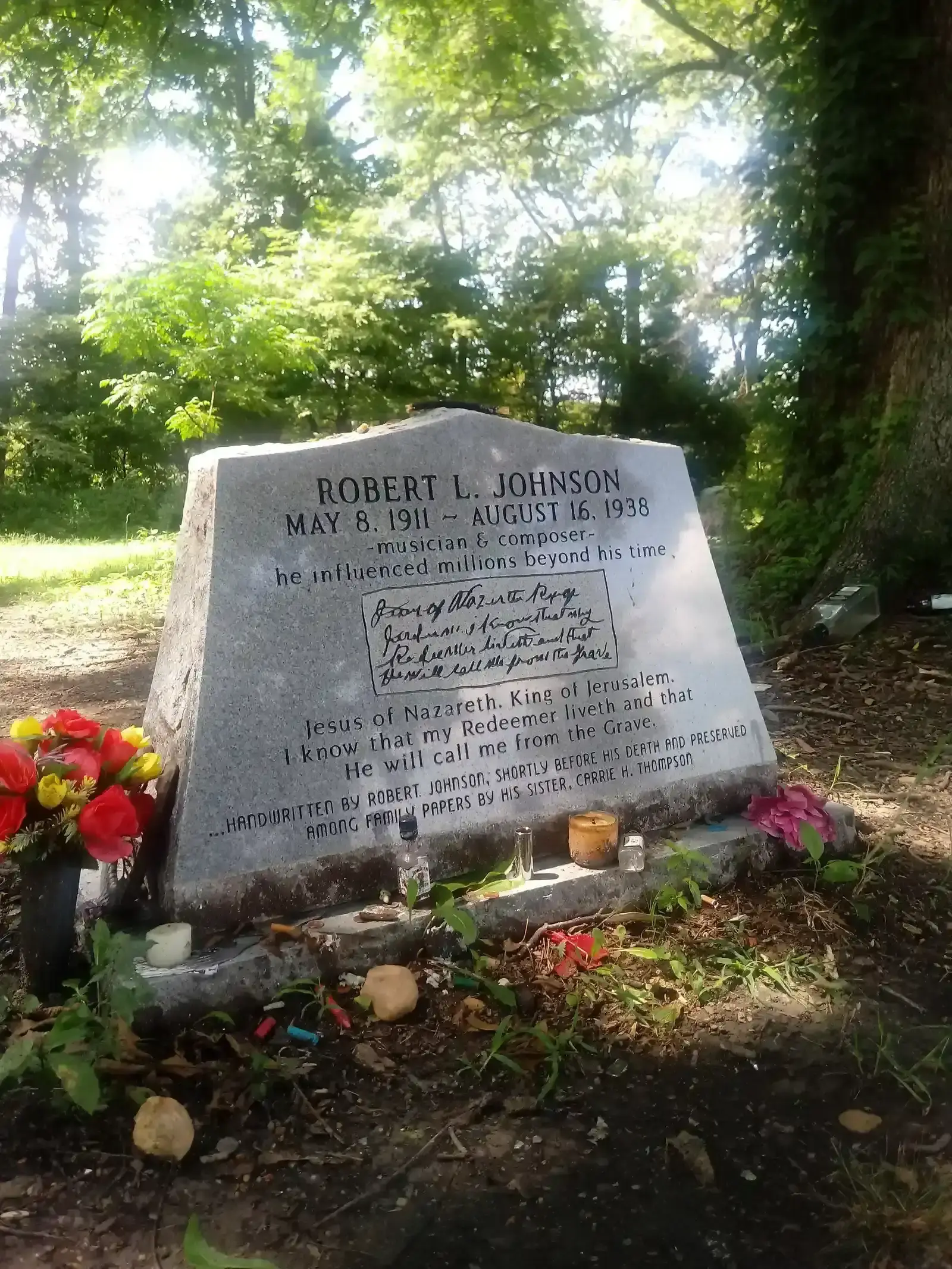 Robert Johnson: The Bluesman Who Sold His Soul at the Crossroads (Image Credits: By OGItaly, Public domain, https://commons.wikimedia.org/w/index.php?curid=101738150)