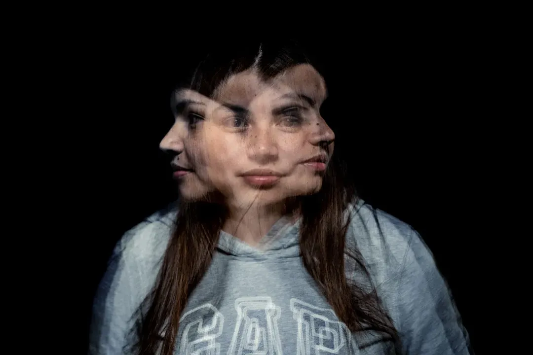 4. Voice Models and Deepfake Vocals Are Pushing Legal and Ethical Boundaries (Image Credits: Unsplash)