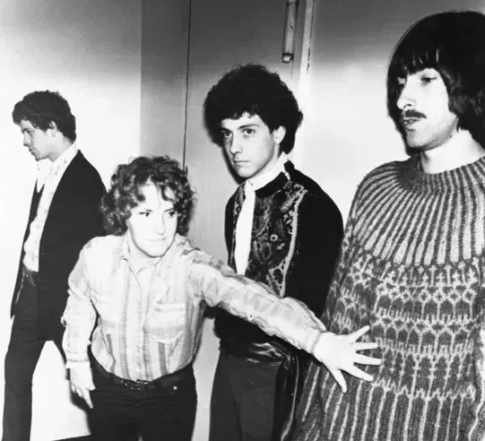 The Velvet Underground – Loud Silence That Changed Everything (Image Credits: Wikimedia)