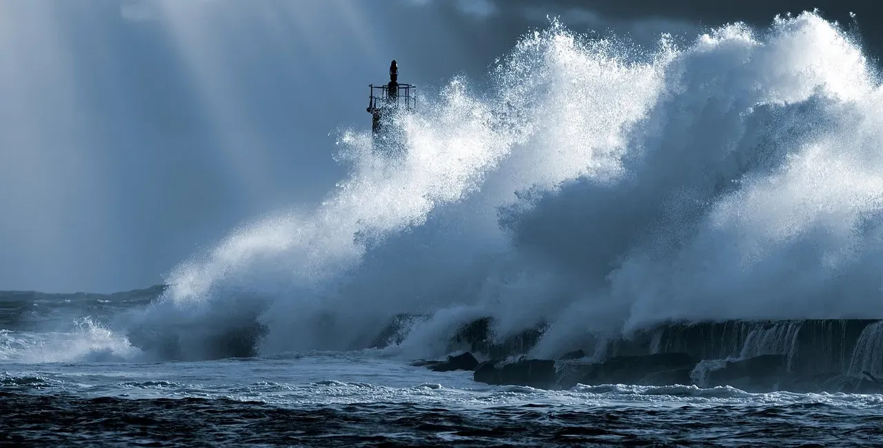 Storms, Hurricanes, and the Hidden History in Pop Song Lyrics (Image Credits: Pixabay)