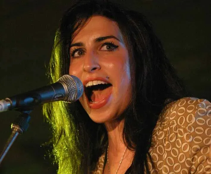 Amy Winehouse (Image Credits: Wikimedia)