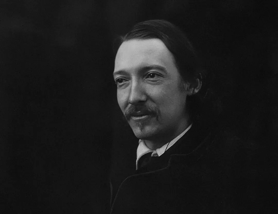 4. Robert Louis Stevenson: Ashes on the Floor, a Classic on the Shelf (Image Credits: Unsplash)