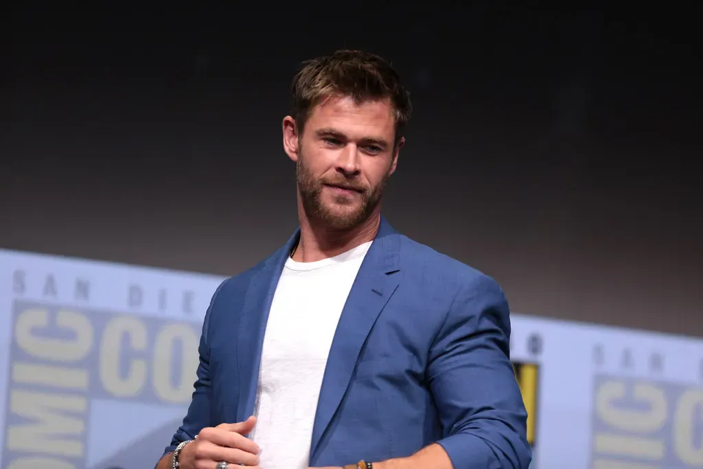 5. Chris Hemsworth's multiple Mjolnirs (Gage Skidmore, Flickr, CC BY-SA 2.0)