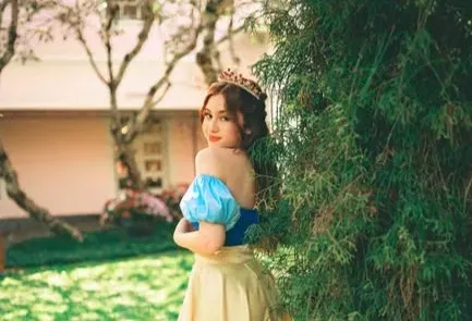 Snow White and the Seven Dwarfs: Mirror, Mirror on the Wall (Image Credits: Pexels)