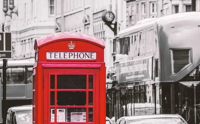 4. Phone Booth (2003) (Image Credits: Pixabay)