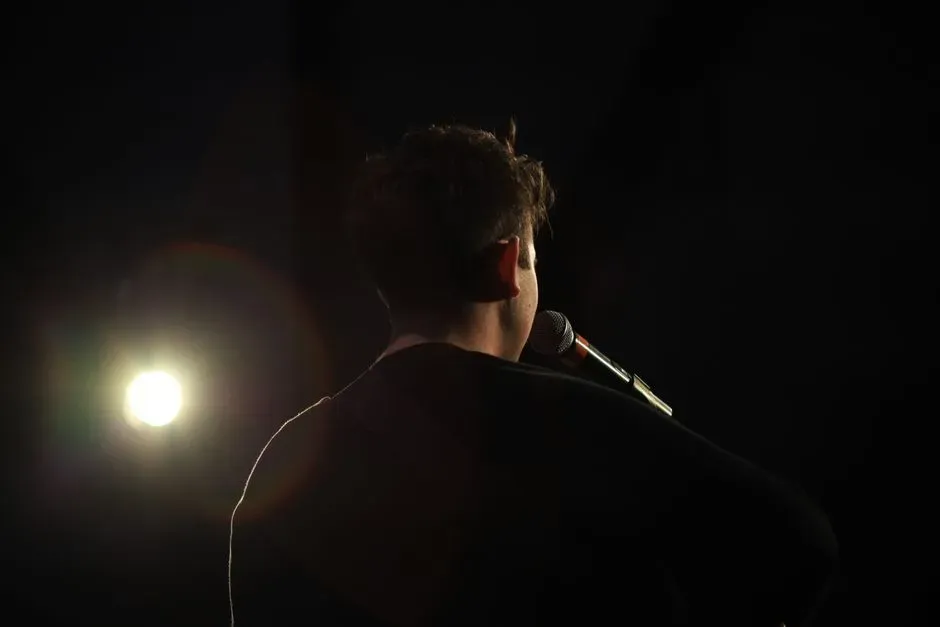 7. Sam Smith - Vocal Cord Hemorrhage Mid-Rise to Global Fame (Image Credits: Pexels)