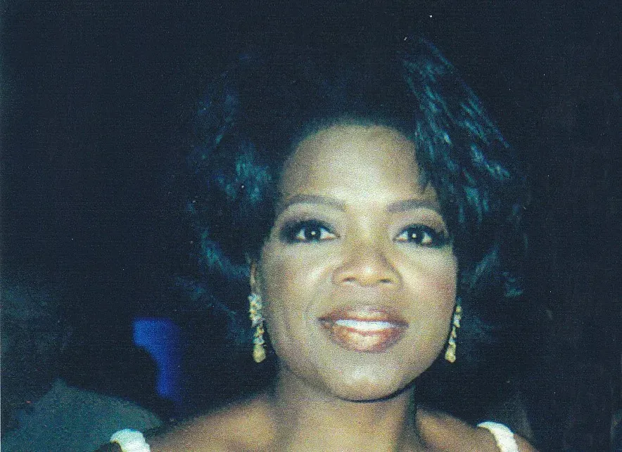 Oprah's Book Club: The Original That Still Delivers (Image Credits: Wikimedia)