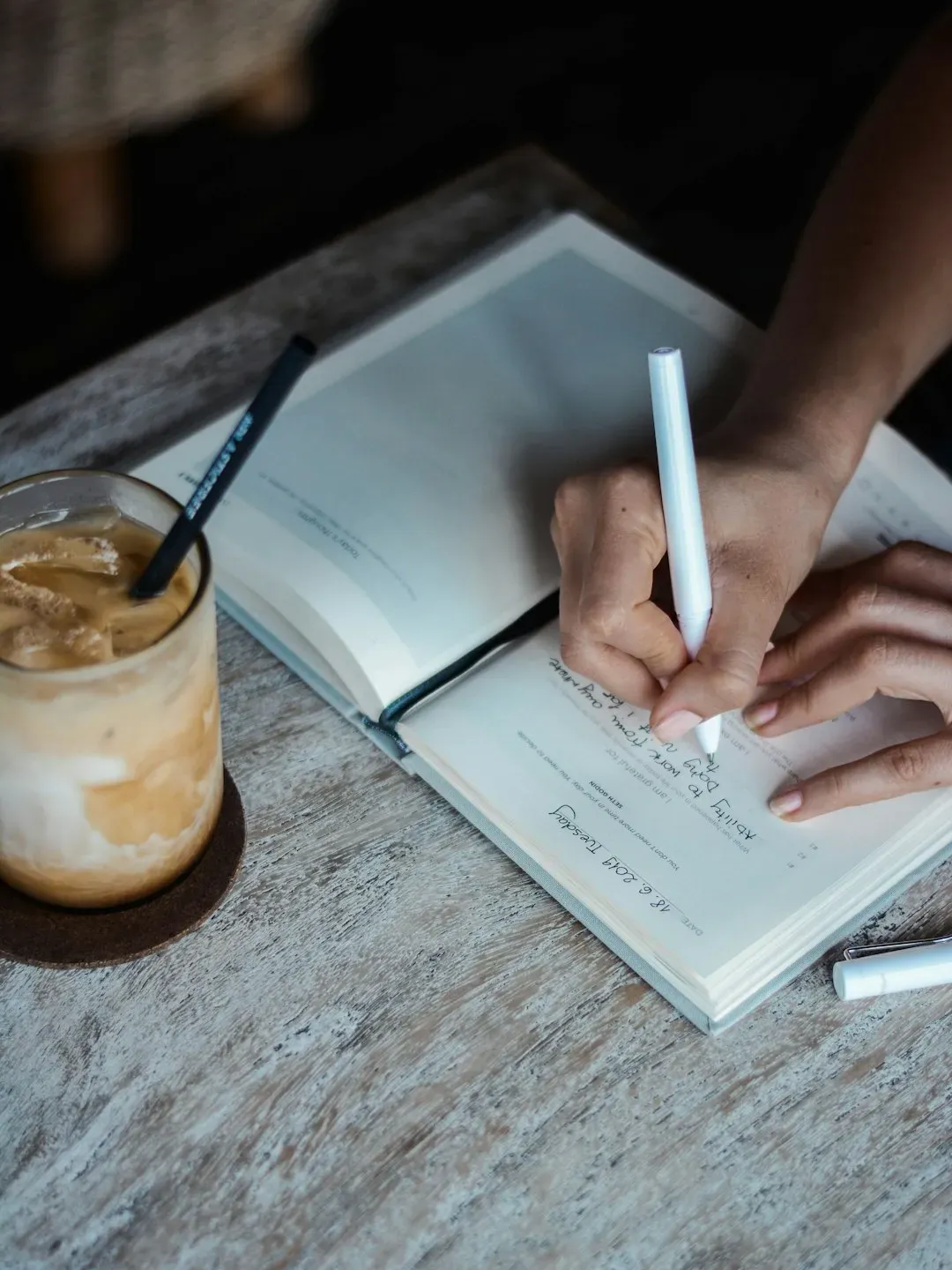 3. Leslie McFarlane, the Man Who Wrote the Hardy Boys (Image Credits: Unsplash)