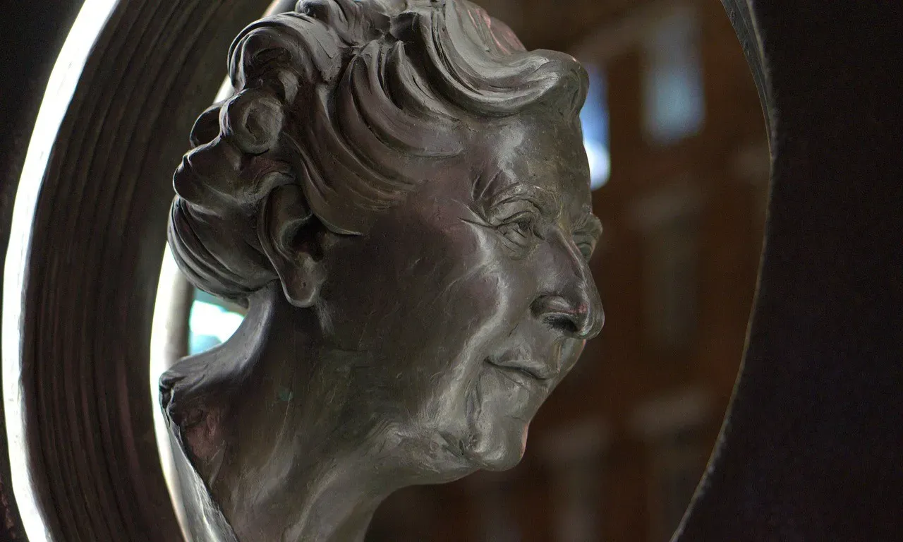 Agatha Christie: Mary Westmacott's Romantic Side (Image Credits: Pixabay)