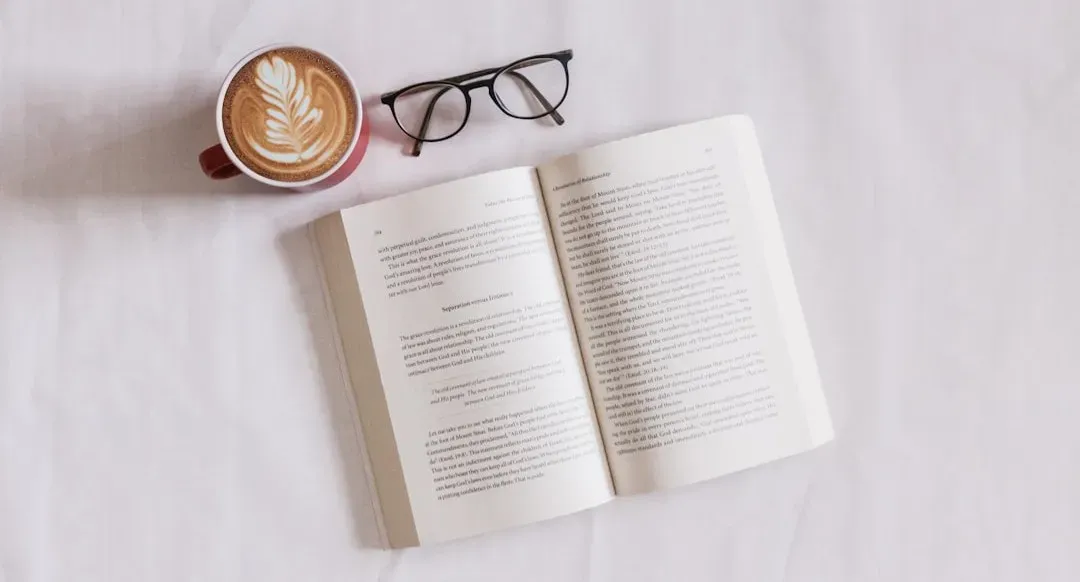 In Death: Nora Roberts' Futuristic Crime Machine (Image Credits: Unsplash)