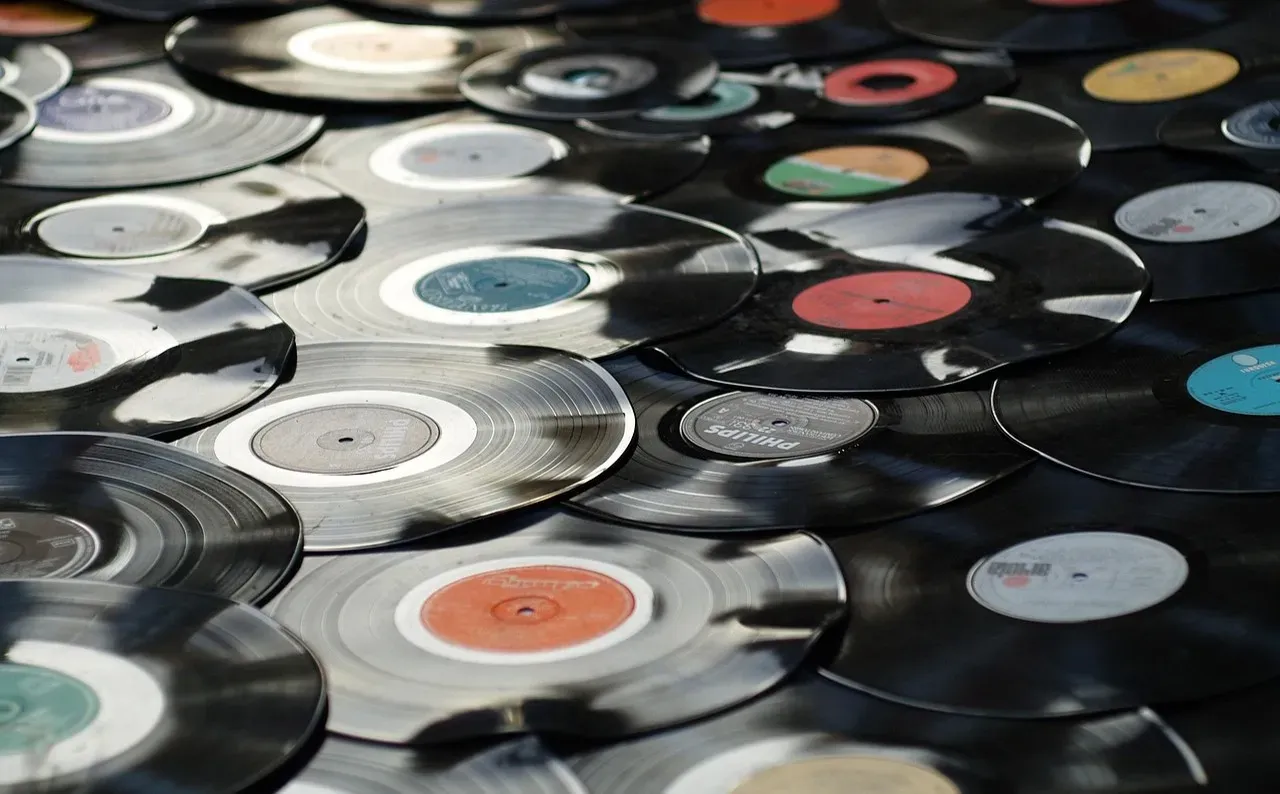 Big Star - #1 Record (1972) - A Title That Stung for Decades (Image Credits: Pixabay)