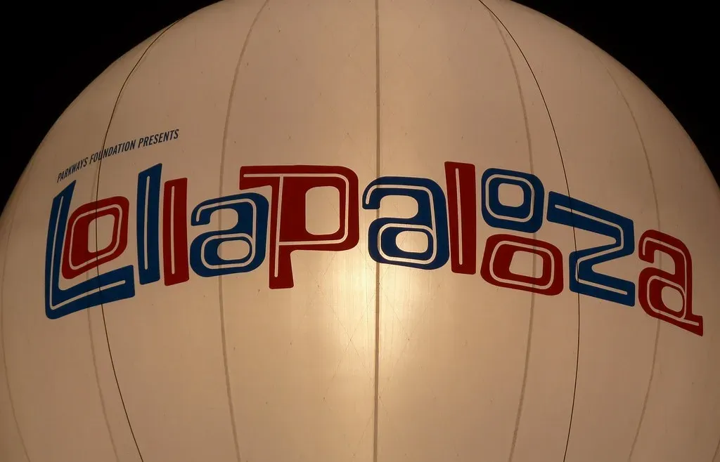 1. Lollapalooza's Traveling Era (1991–1997): The Roaming Revolution That Ran Out of Road (Image Credits: Flickr)