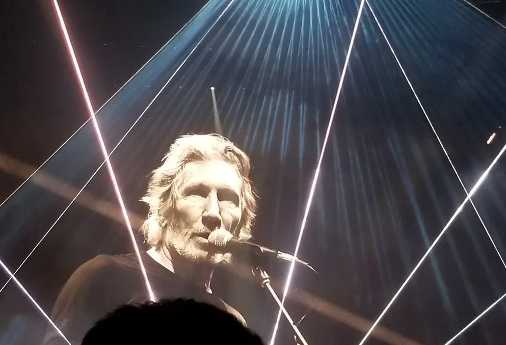 2. Roger Waters vs. David Gilmour: When a Band Becomes a Battlefield (Image Credits: Flickr)