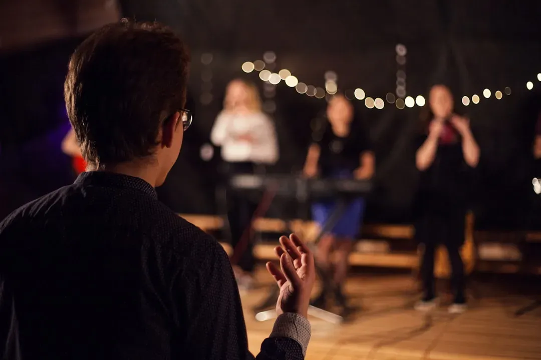 8. Rihanna's Pre-Show Prayer Circle (Image Credits: Unsplash)