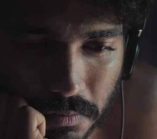 When Sad Songs Help and When They Hurt (Image Credits: Pexels)