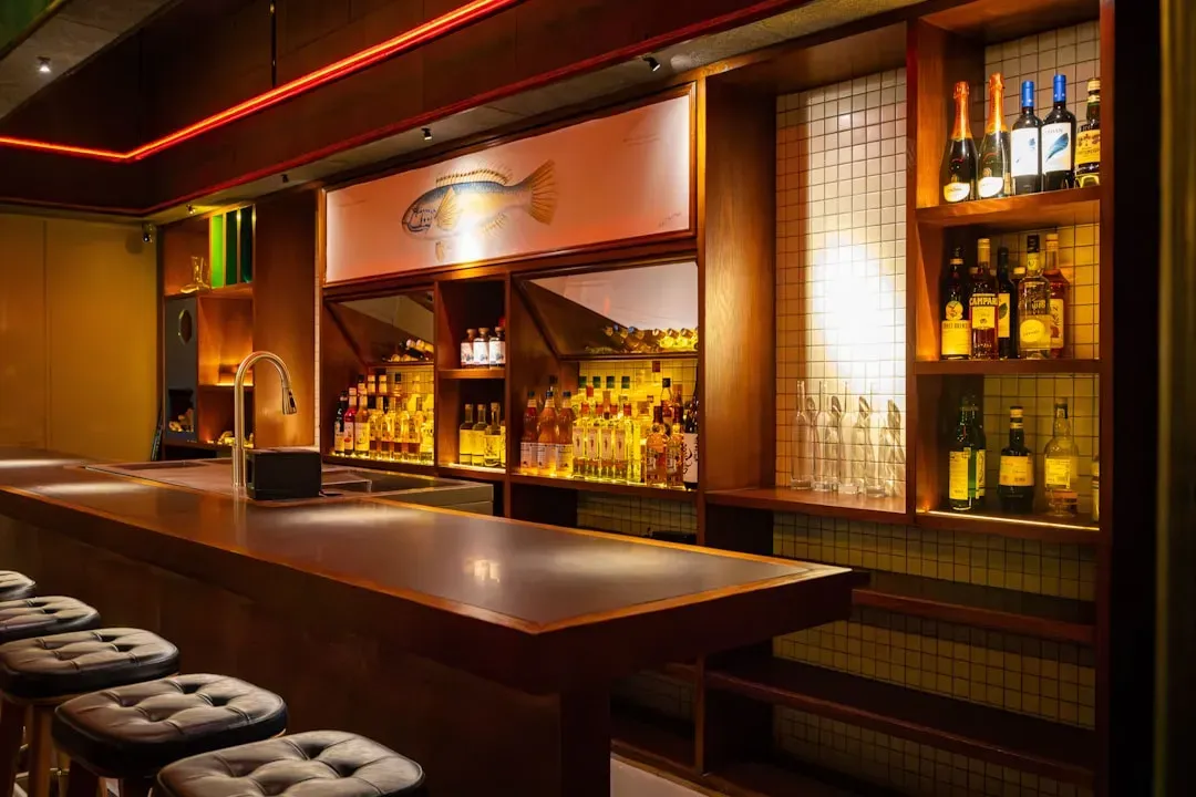 Liquid Diet and the Speakeasy Scene: Hidden Bars Worth Finding (Image Credits: Unsplash)