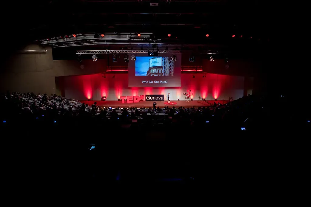 Immersive Technology Transforms Stage Production (Image Credits: Flickr)