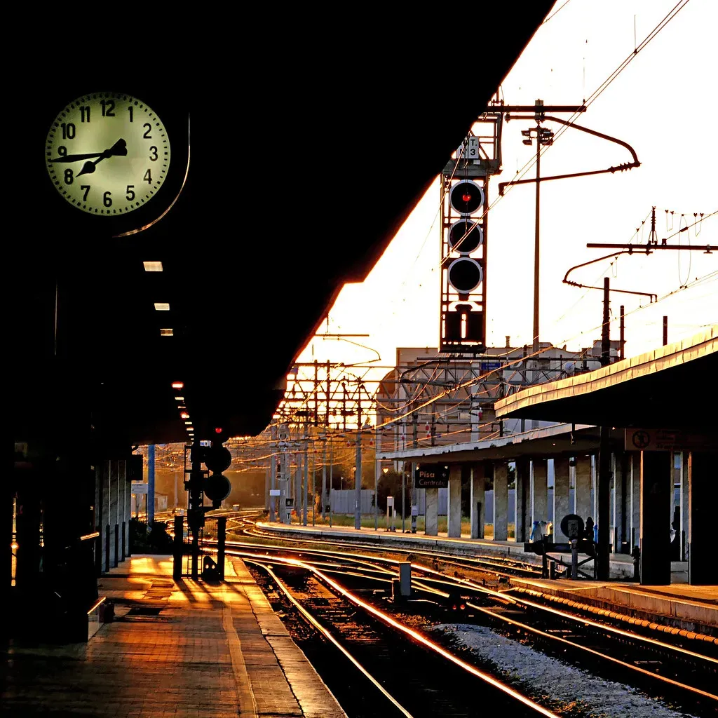 One Engineer's Missed Train Changed the Whole World (pom'., Flickr, CC BY-SA 2.0)