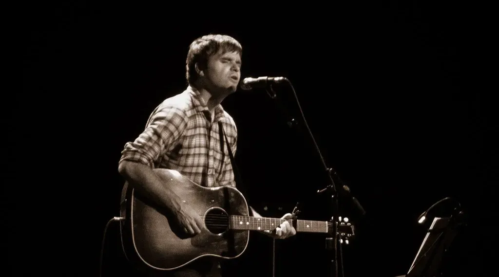 Ben Gibbard's household ran on a surprisingly ordinary budget (Image Credits: Flickr)