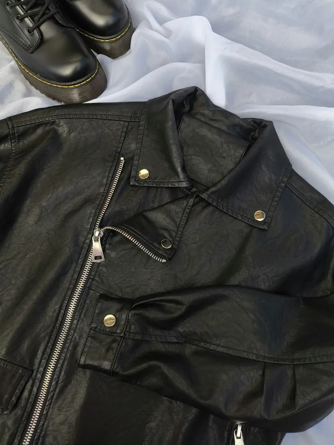 The Leather Jacket That Does Everything (Image Credits: Unsplash)