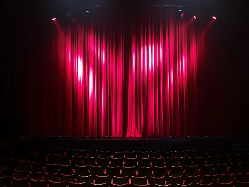 Crandell Theatre, Chatham, New York (Image Credits: Pexels)