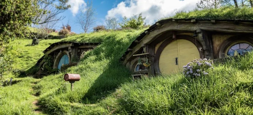 Lord of the Rings: Sean Connery said no to Gandalf before Ian McKellen took the staff (Image Credits: Unsplash)