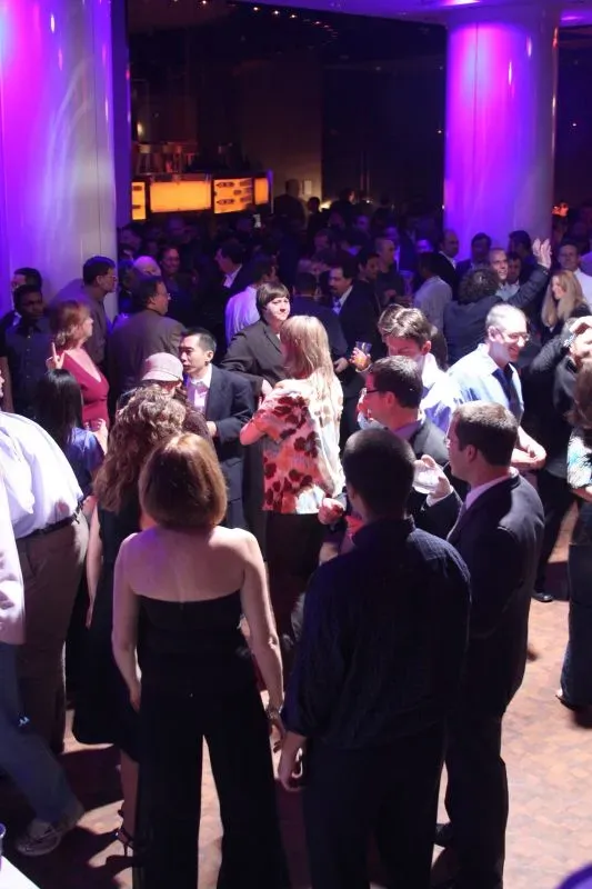 Convention Season Turns the City Into Organized Chaos (Image Credits: Wikimedia)